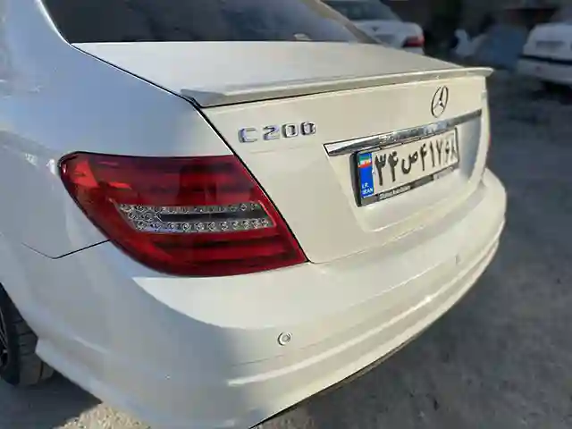 Benz C200